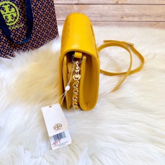 Tory Burch Quilted Daisy Alexa Combo Crossbody Bag - Picture 5 of 8